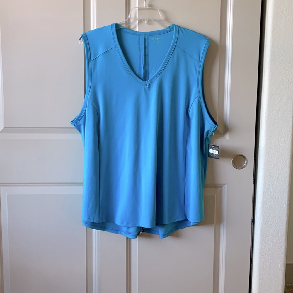Plus Size Active Sleeveless Top Size 30/32